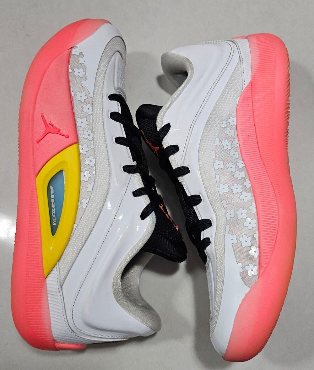 Nike Air Jordan Luka 2 Basketball Shoes White Pink Coral Men’s US 8.5 UK 7.5 FB1